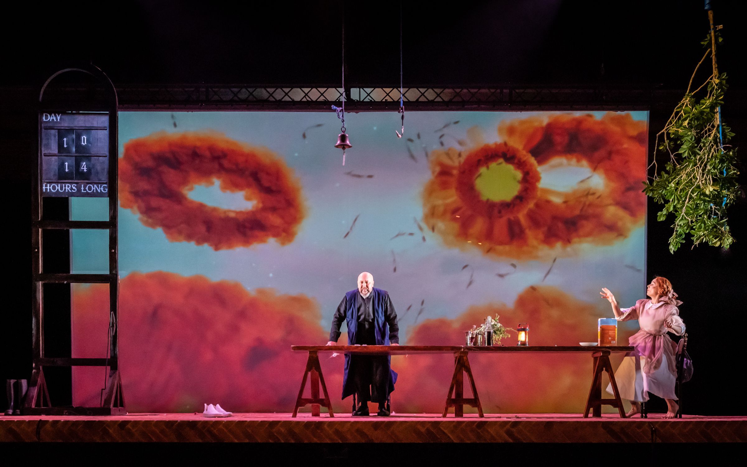 Richard Burkhard (Felix) and Anna Dennis (Violet) &copy; Marc Brenner