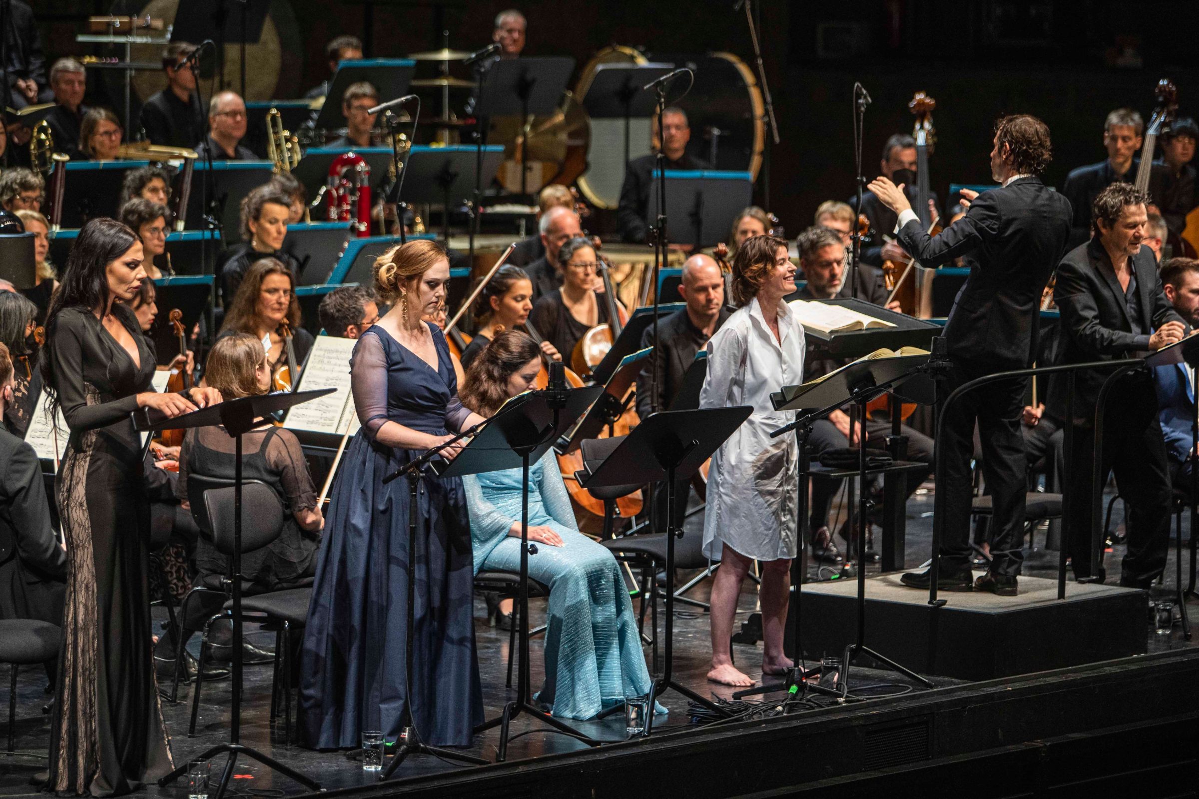 Martina Belli, Mélissa Petit, Elena Tsallagova, Irène Jacob, Maxime Pascal, Jérôme Kircher &copy; Salzburger Festspiele | Marco Borelli