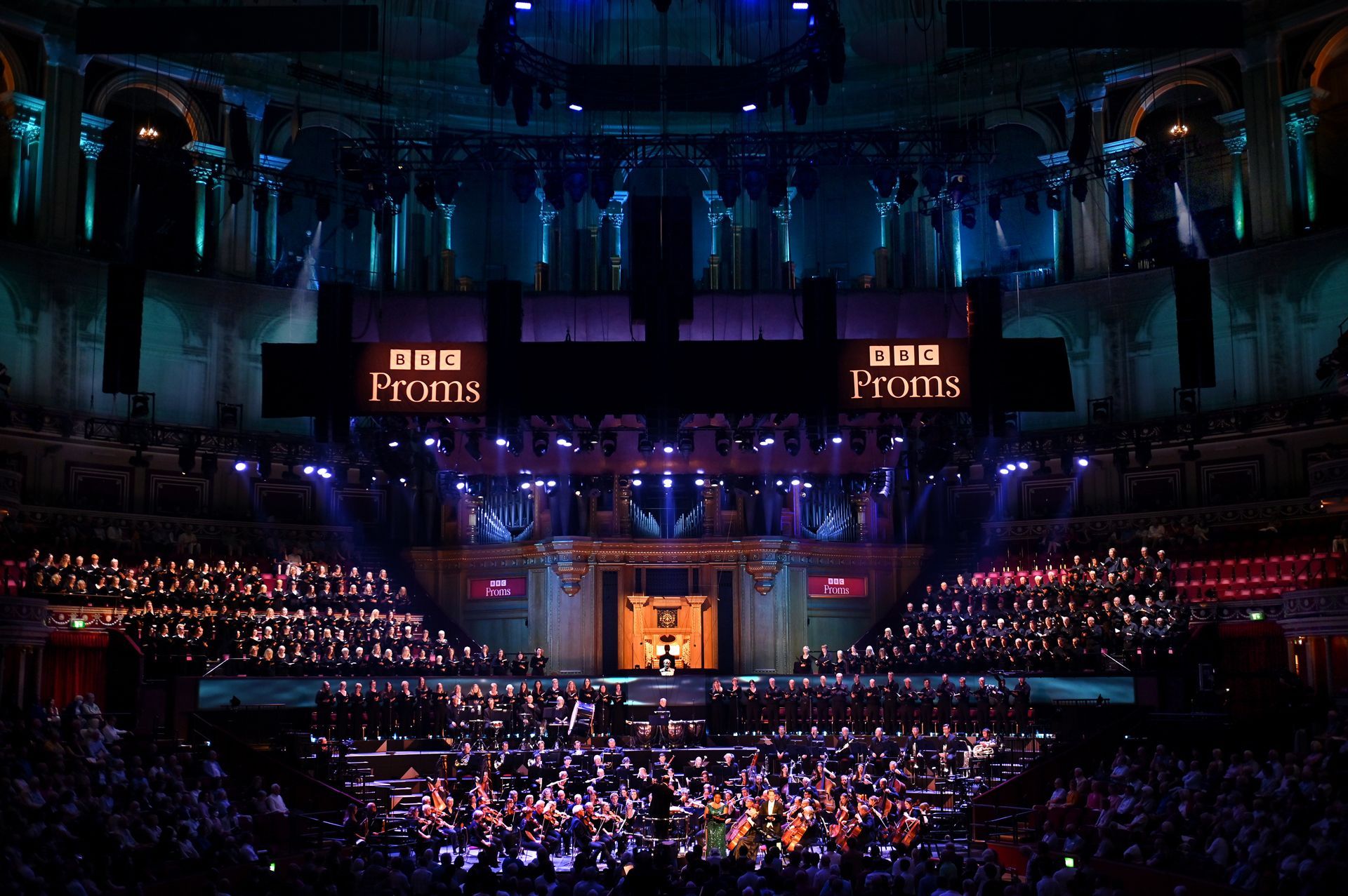 The BBC Symphony Chorus, BBC National Chorus and Orchestra of Wales © BBC | Chris Christodoulou
