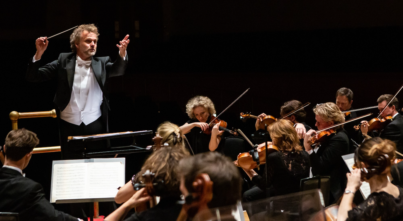 Thomas Søndergård and the RSNO &copy; Sally Jubb