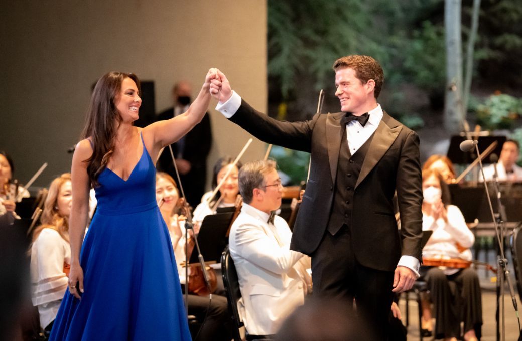 Isabel Leonard and Emmett O’Hanlon &copy; Carly Finke