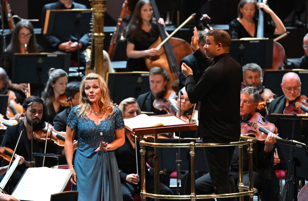 Miah Persson, Ryan Bancroft and the BBC National Orchestra of Wales &copy; BBC | Chris Christodoulou