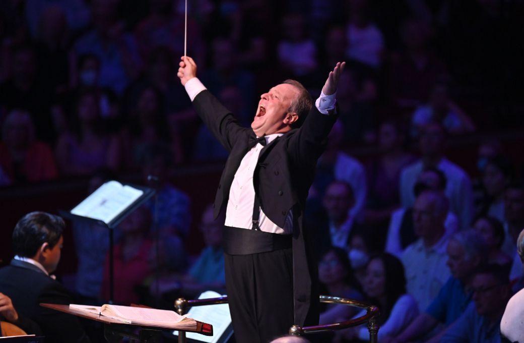 Sakari Oramo &copy; BBC | Chris Christodoulou