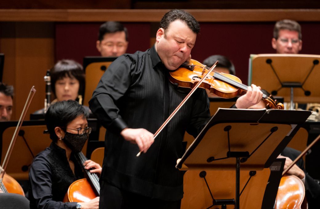 Vadim Gluzman &copy; Singapore Symphony Orchestra | Aloysius Lim