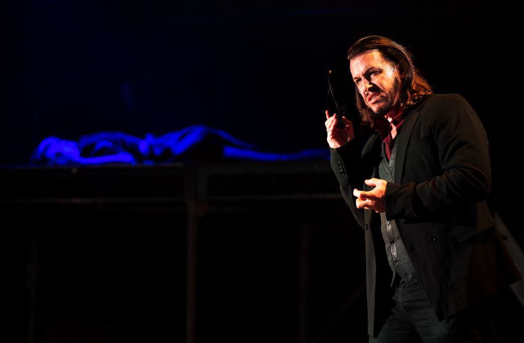 Simon Wilding (Hagen) in <i>G&ouml;tterd&auml;mmerung</i> &copy; Alex Brenner