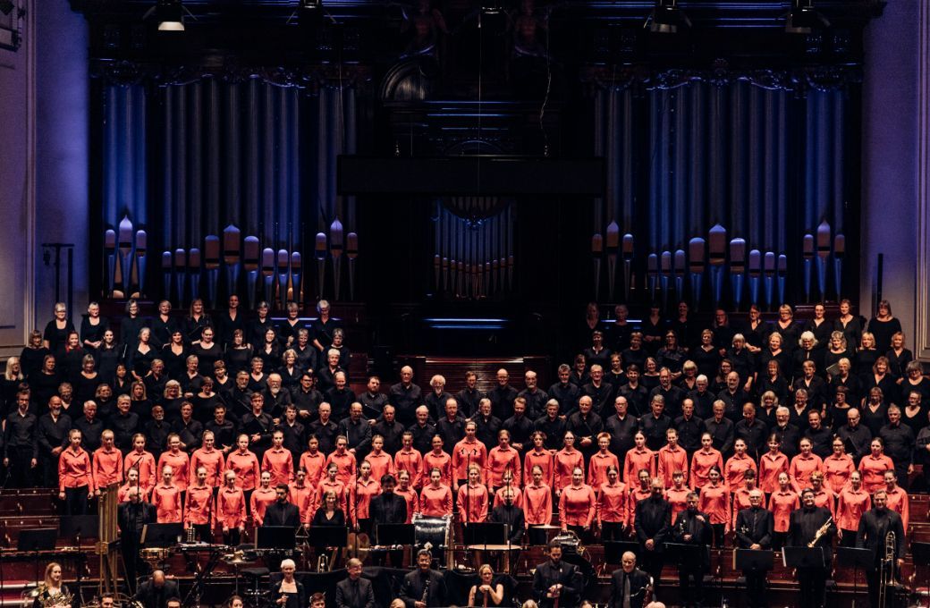 Members of the NYCOS and the Edinburgh Festival Chorus © Ryan Buchanan