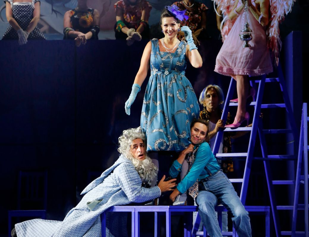 Juan Diego Fl&oacute;rez (Ory), Julie Fuchs (Ad&egrave;le) and Maria Kataeva (Isolier) &copy; ROF | Amati Bacciardi