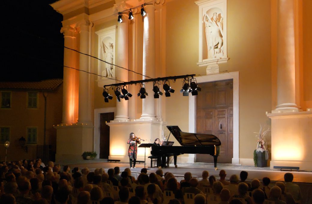 Fazıl Say et Patricia Kopatchinskaja &agrave; Menton &copy; Catherine Filliol / Ville de Menton