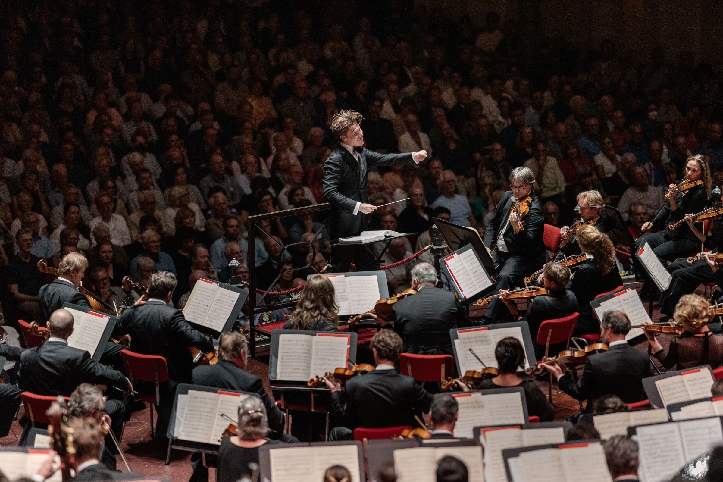 Klaus Mäkelä conducts the Royal Concertgebouw Orchestra &copy; Marco Borggreve