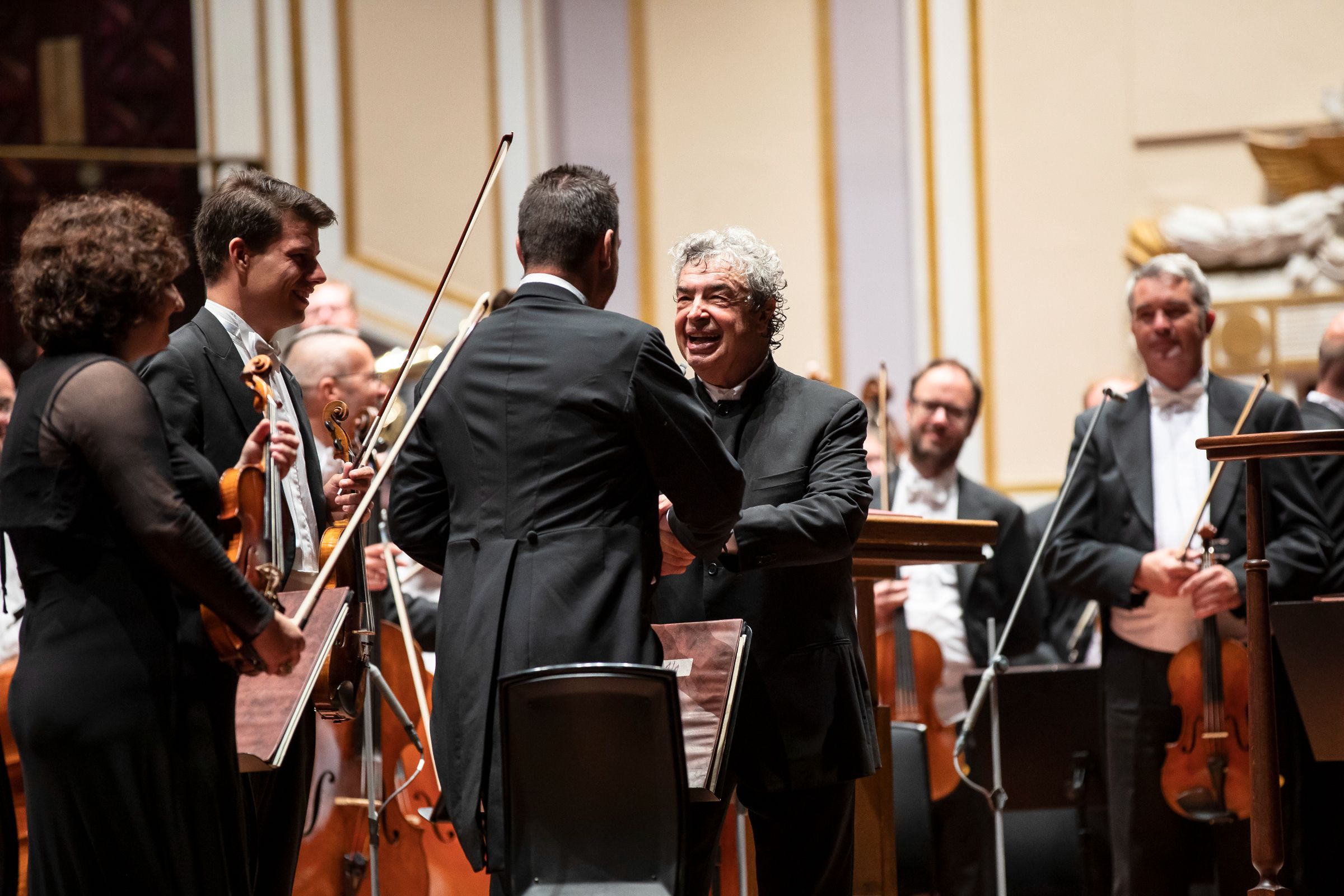Semyon Bychkov and the Czech Philharmonic © Jess Shurte
