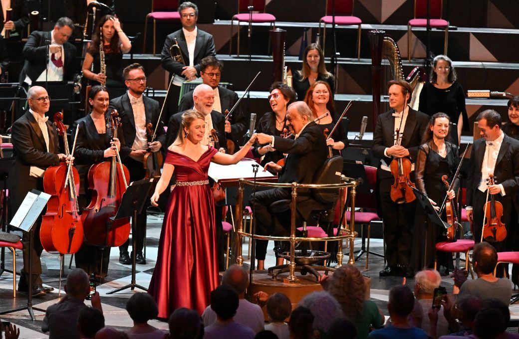 Siobhan Stagg, Zubin Mehta and the Australian World Orchestra &copy; BBC | Mark Allan