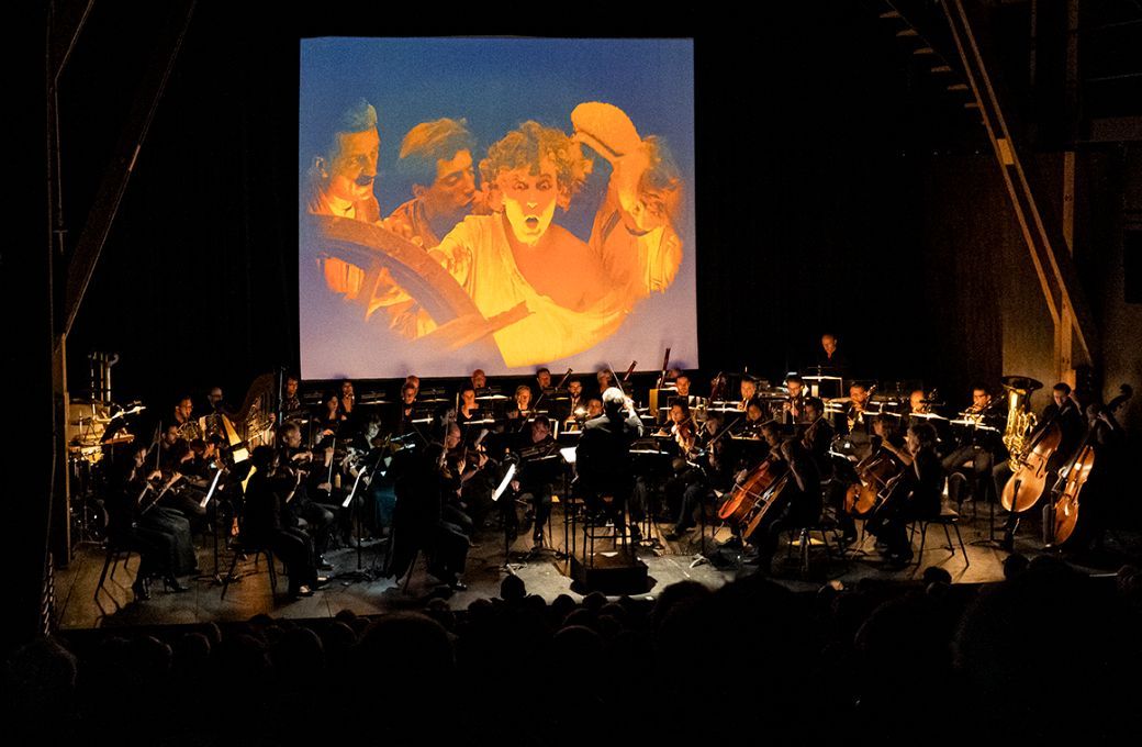 Orchestre des Jardins Musicaux accompany the 1923 film <i>La Roue</i> &copy; Giona Mottura