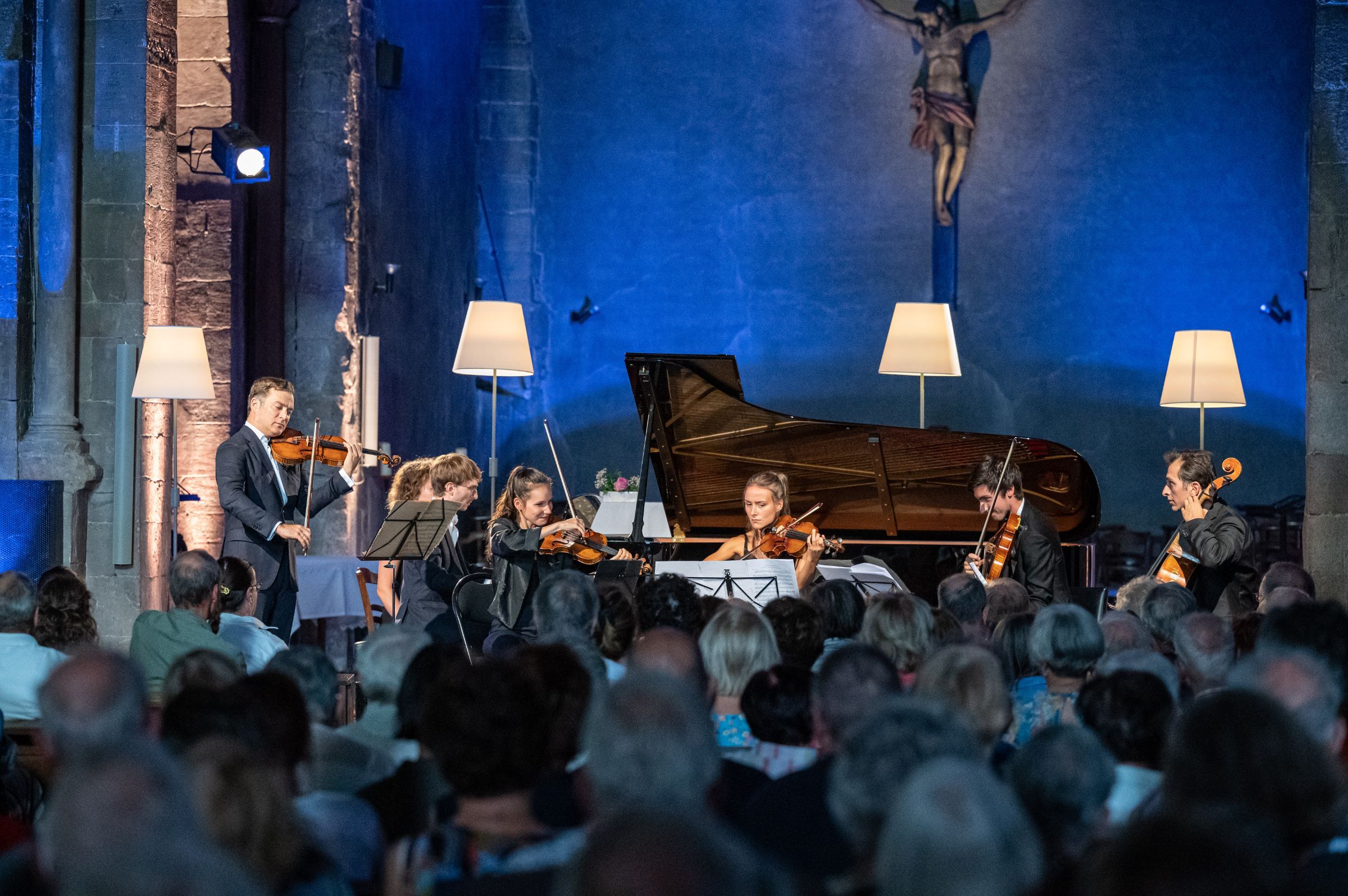 Renaud Capuçon et les Jeunes solistes dans le <i>Concert</i> d'Ernest Chausson &copy; Bruno Moussier