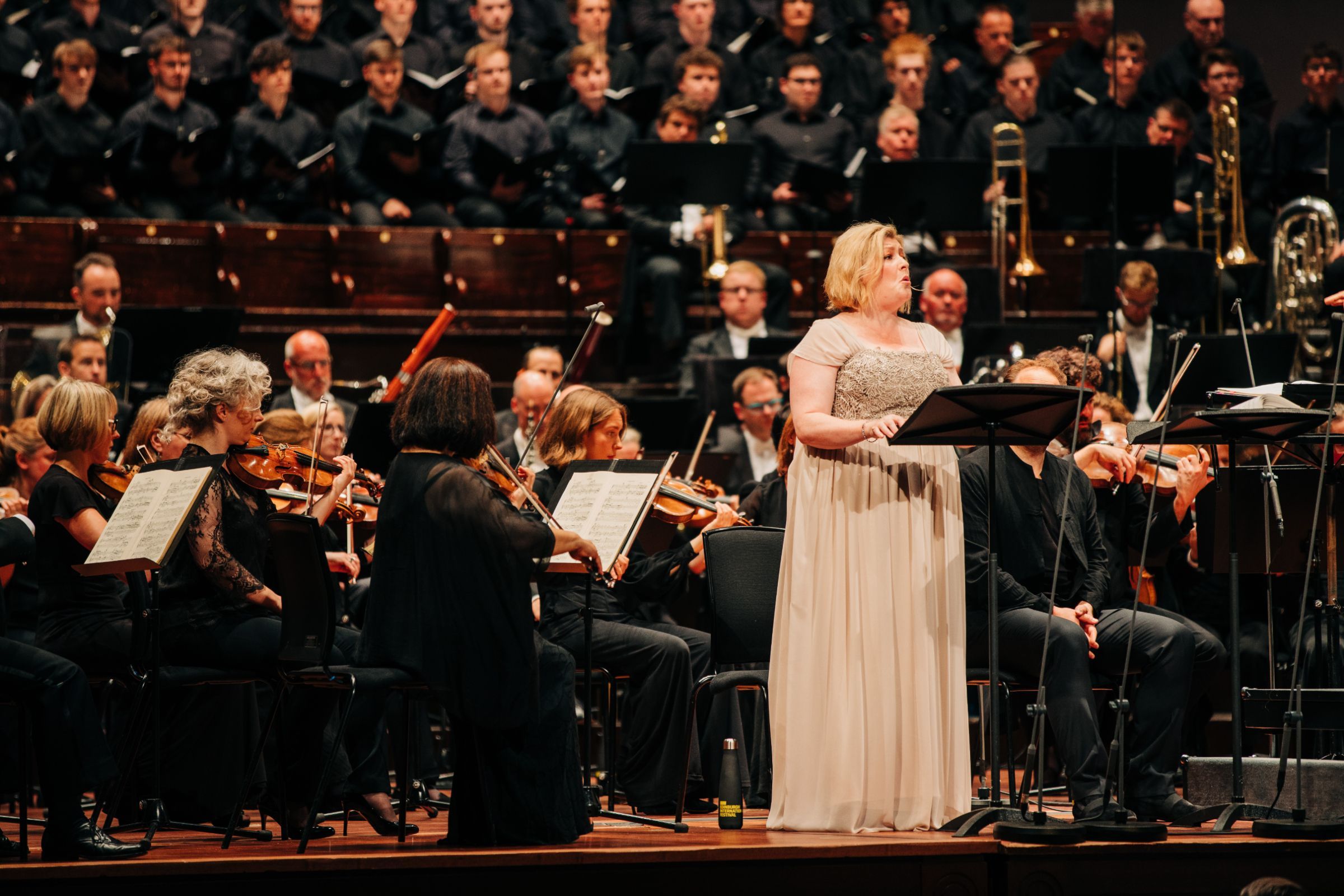 Karen Cargill and the RSNO &copy; Andrew Perry