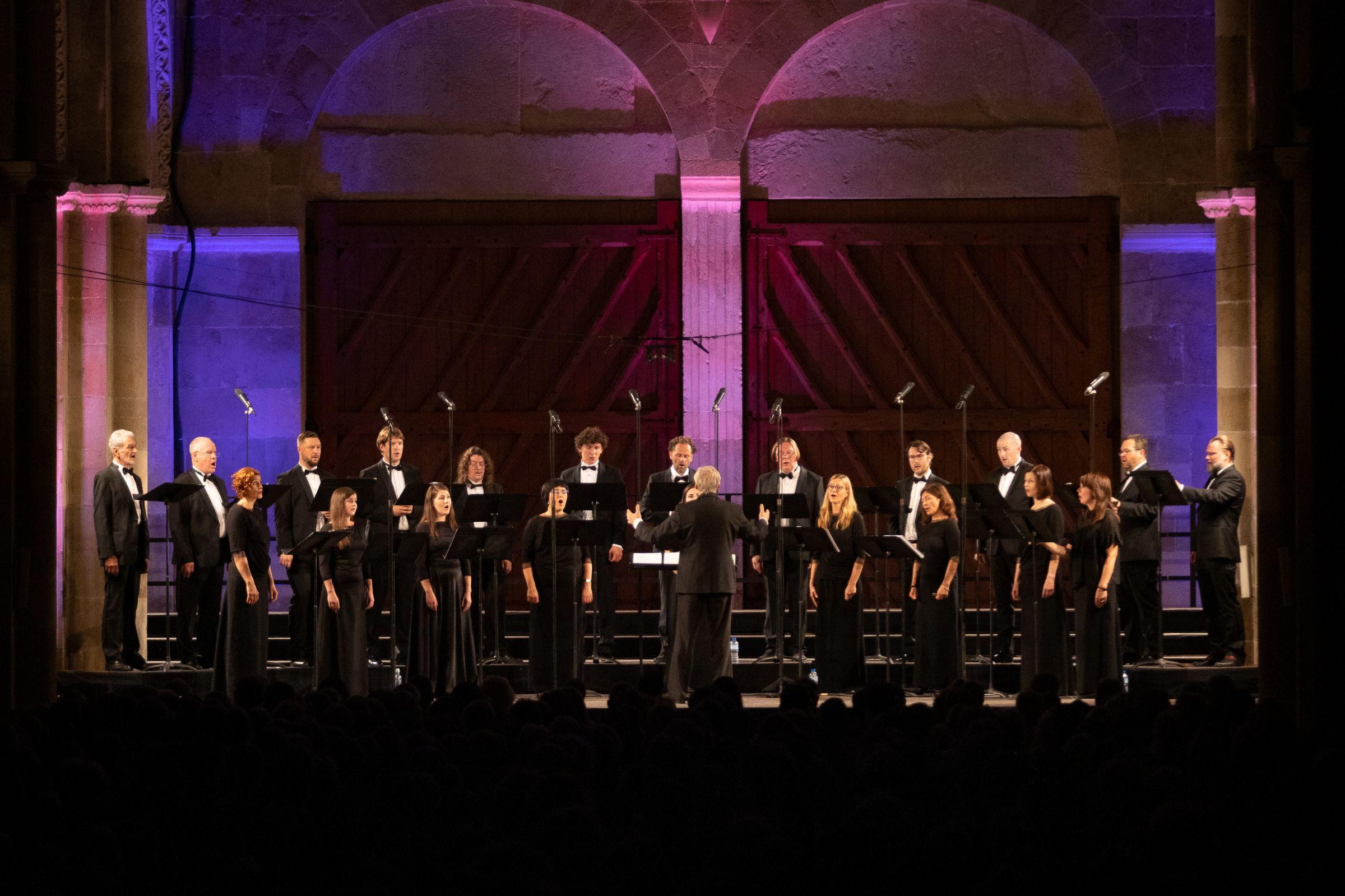 Le Chœur de la Radio Lettone et Sigvards Kļava aux Rencontres musicales de Vézelay &copy; Vincent Arbelet