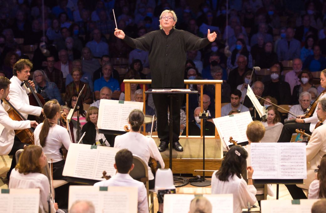 Michael Tilson Thomas conducts the Boston Symphony at Tanglewood © Hilary Scott