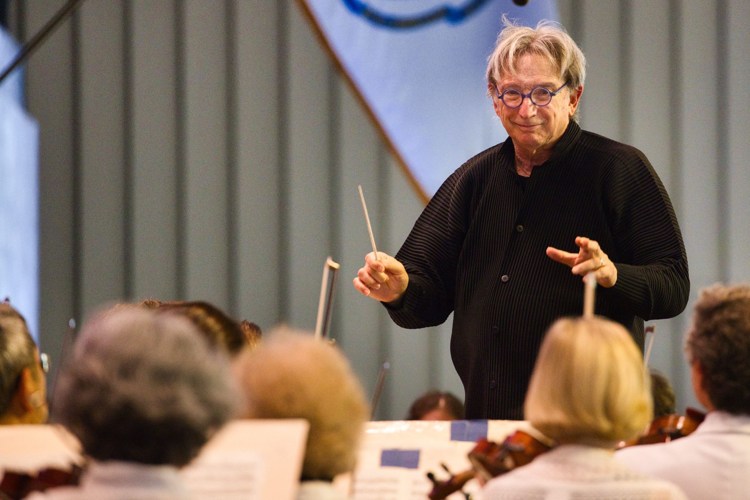 Michael Tilson Thomas conducts the Boston Symphony at Tanglewood &copy; Hilary Scott