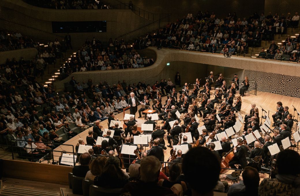 The Cleveland Orchestra in the Elbphilharmonie © Daniel Dittus