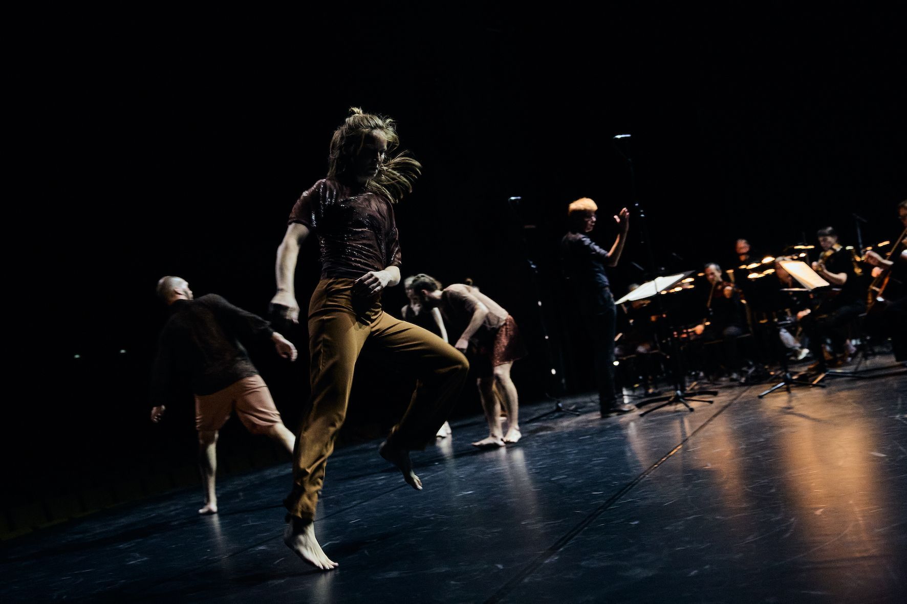 CocoonDance and Ensemble Modern © Fabian Schellhorn | Berliner Festspiele