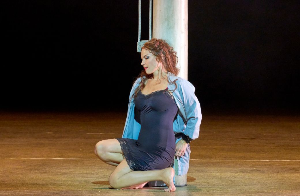 Elīna Garanča (Carmen) &copy; Michael P&ouml;hn | Wiener Staatsoper