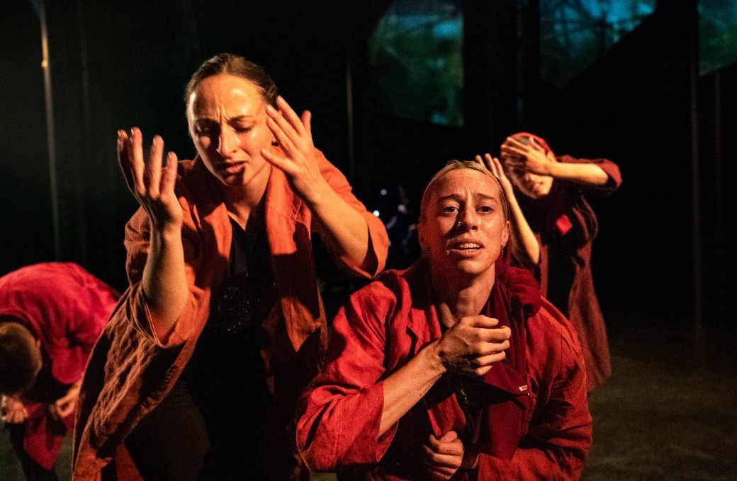 Jemima Brown, Emily Thompson-Smith, Harriet Waghorn and Ellen Yilma © Foteini Christofilopoulou