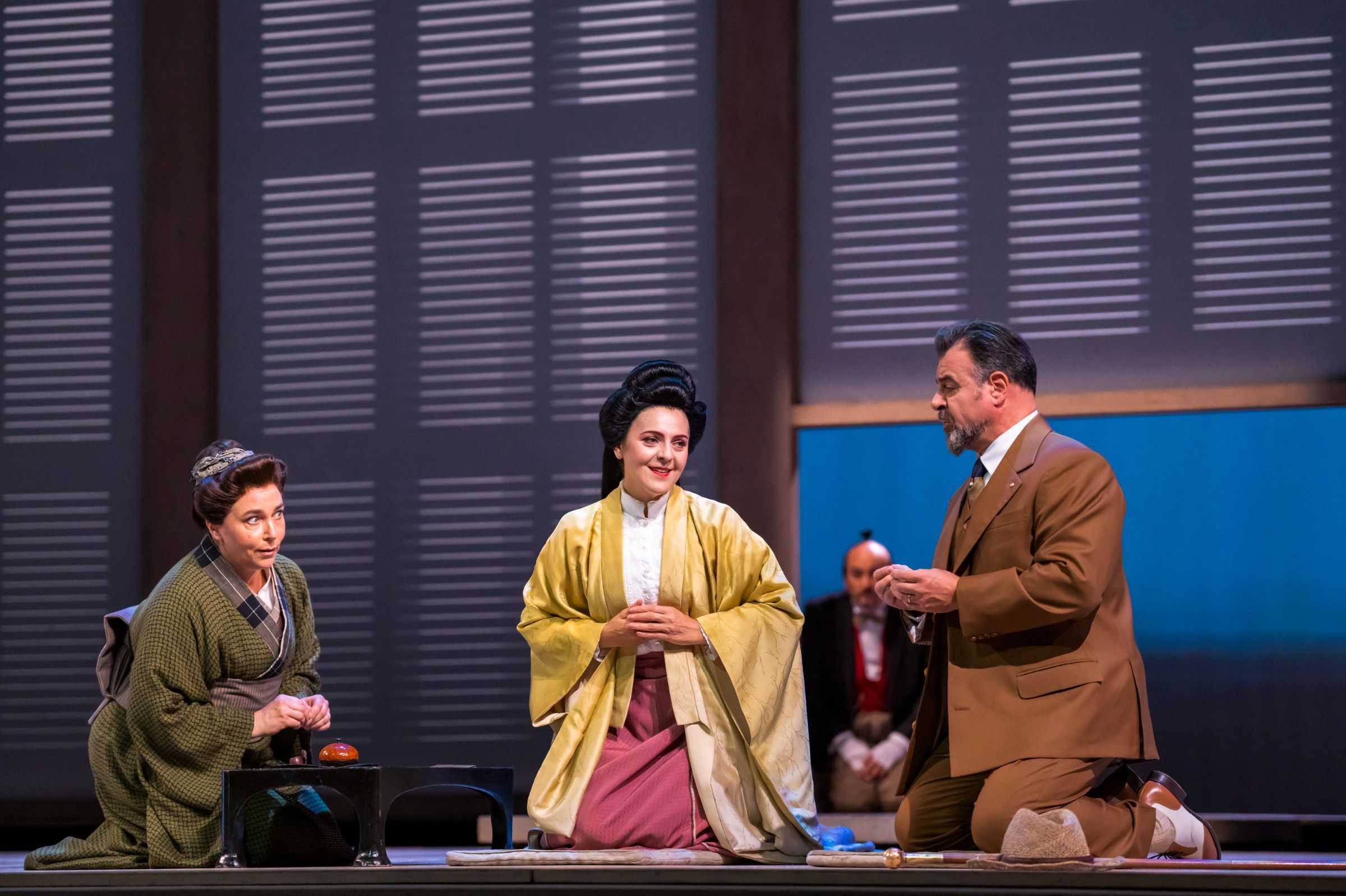 Christine Rice (Suzuki), Maria Agresta (Cio-Cio-San) and Carlos Álvarez (Sharpless) © ROH | Tristram Kenton