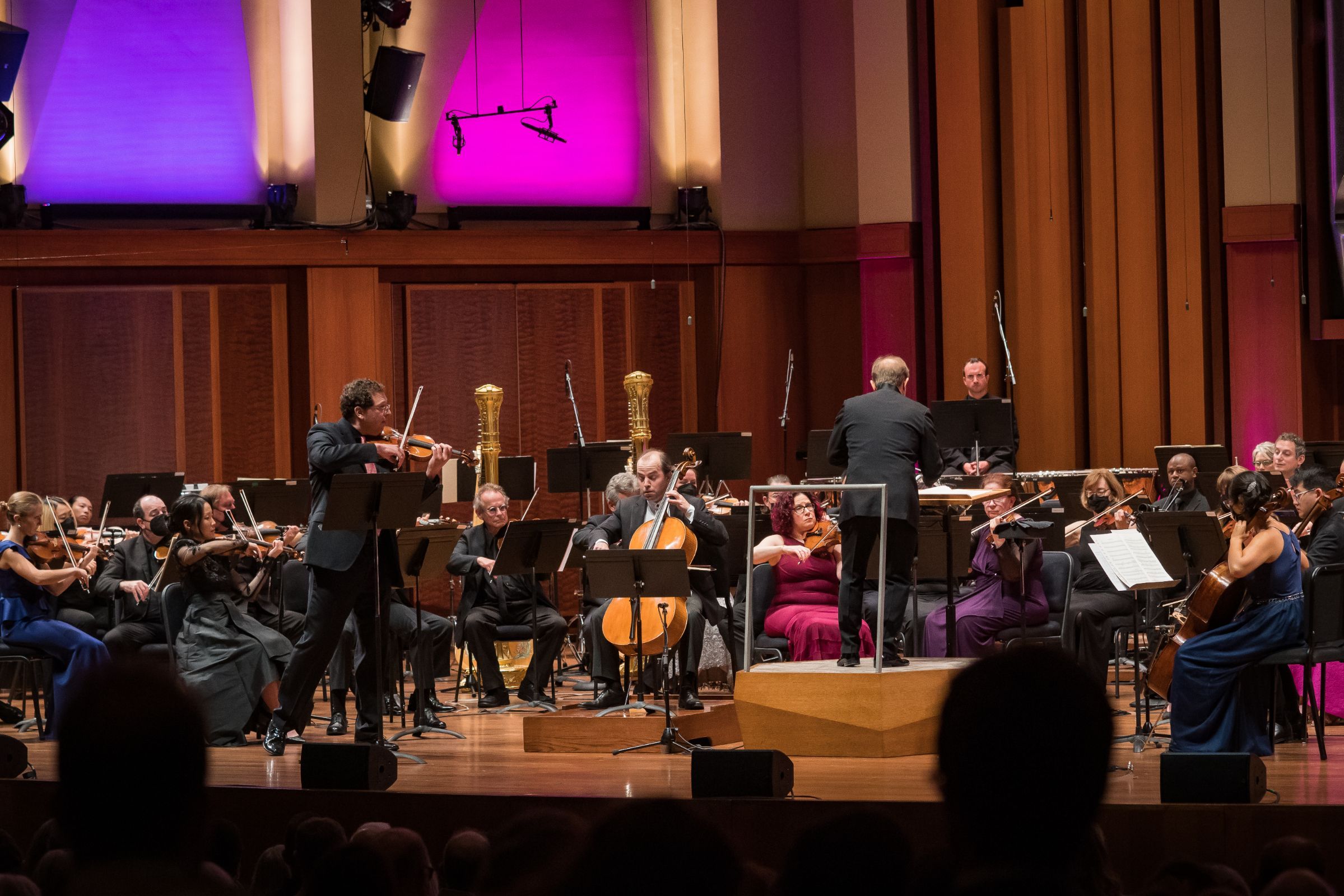 Noah Geller, Efe Baltacigil and the Seattle Symphony &copy; Brandon Patoc