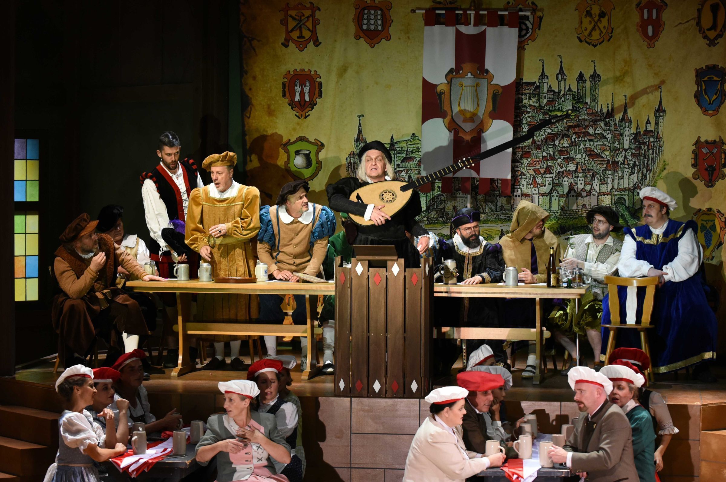 Thomas de Vries (Sixtus Beckmesser) und Ensemble &copy; Karl und Monika Forster