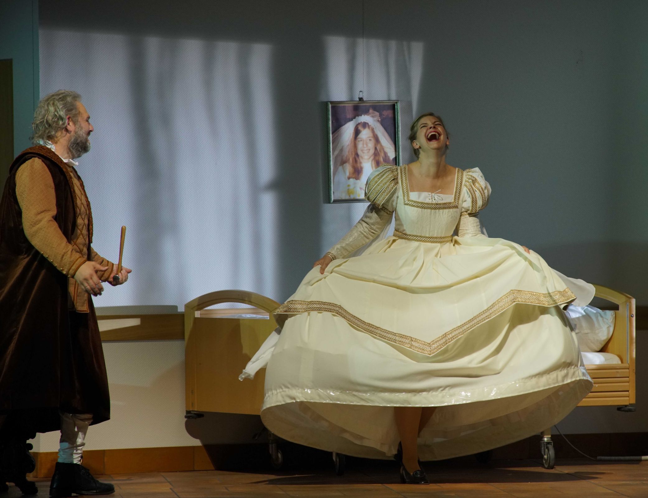 Betsy Horne (Eva) &copy; Karl und Monika Forster