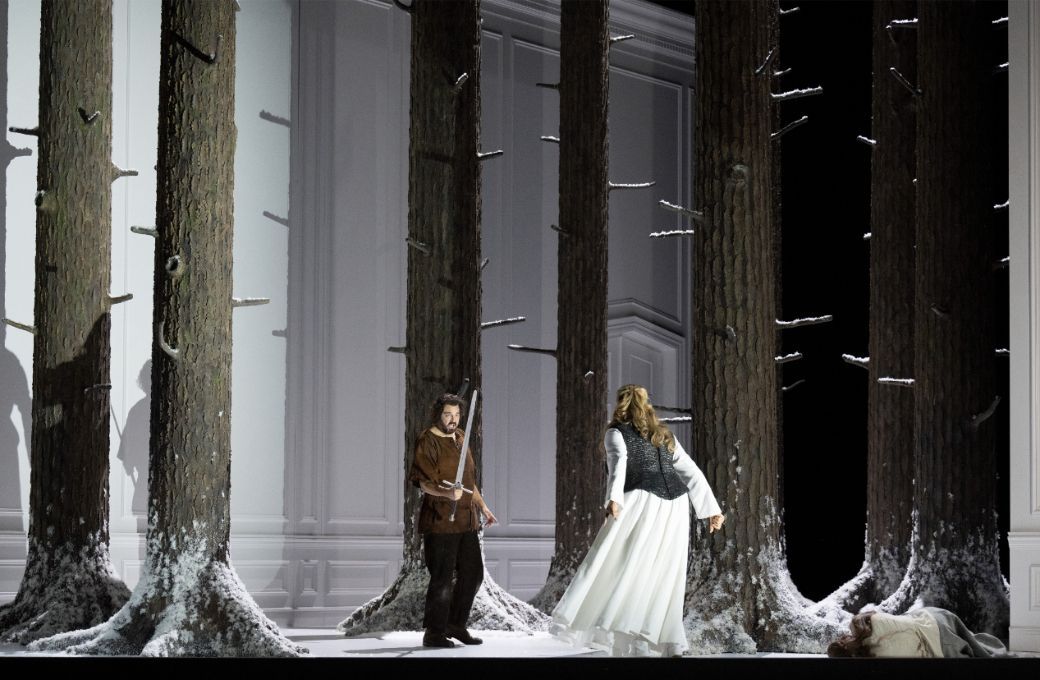 Eric Cutler (Siegmund), Camilla Nylund (Br&uuml;nnhilde) and Daniela K&ouml;hler (Sieglinde) &copy; Monika Rittershaus
