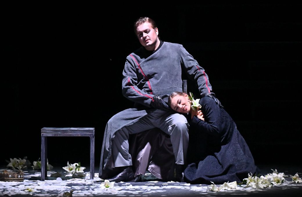 Simon Mechliński (Conte di Luna) and Sally Demonte (Leonora) &copy; Roberto Ricci
