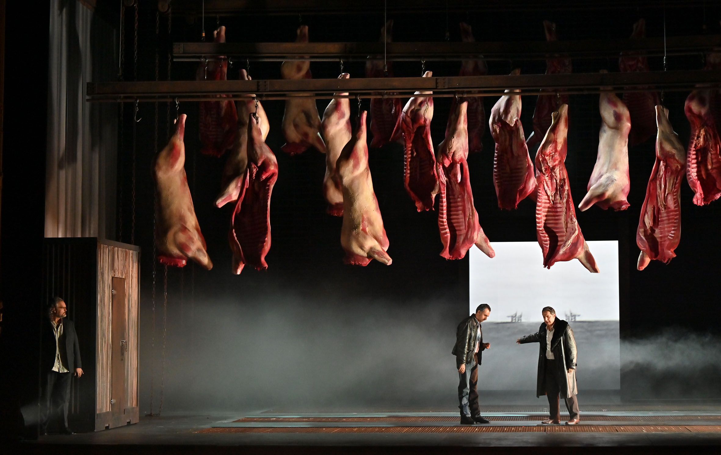 Riccardo Zanellato (Fiesco), Adriano Gramigni (Pietro) and Vladimir Stoyanov (Simon Boccanegra) © Roberto Ricci