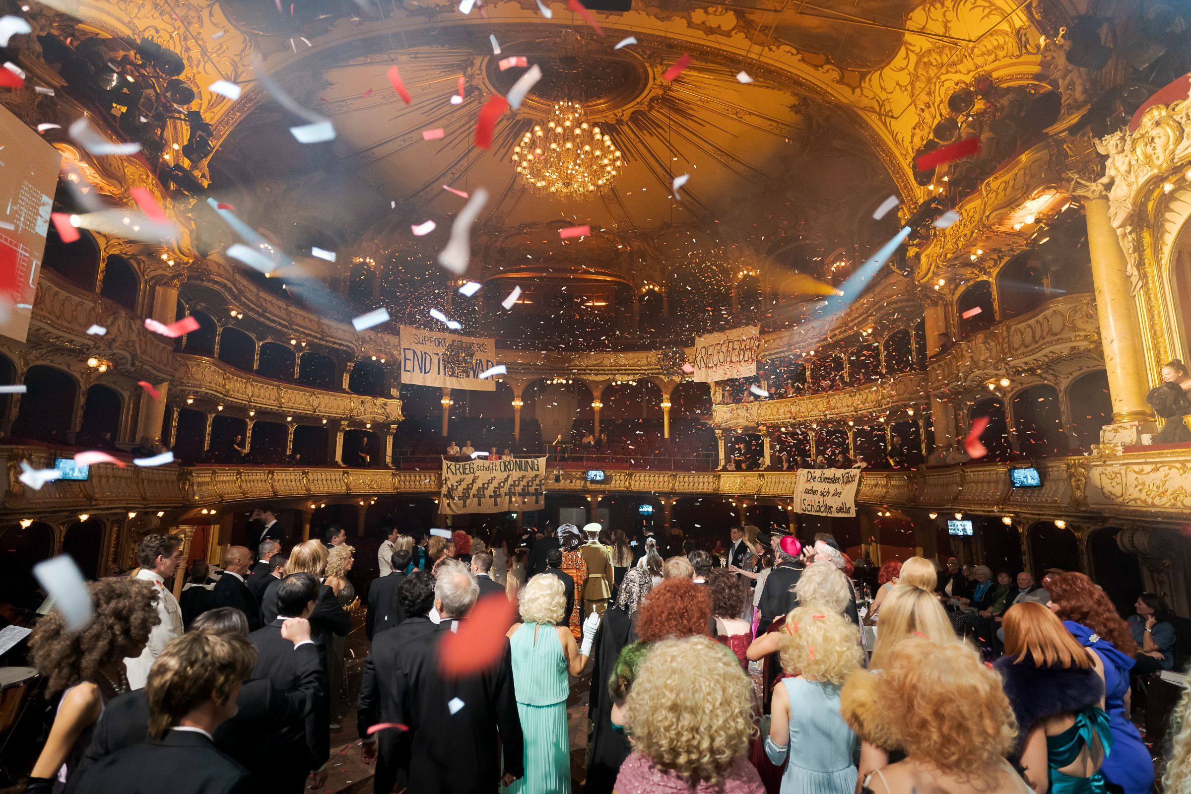 <i>War Requiem</i> &copy; Werner Kmetitsch