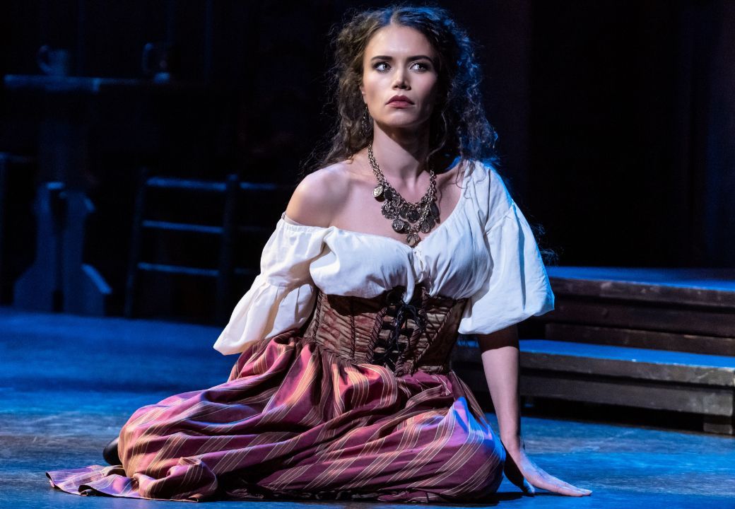 Ginger Costa-Jackson (Carmen) © Don Ipock