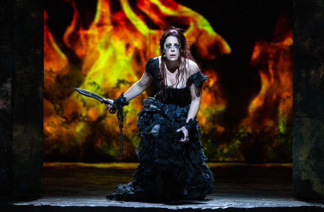 Radvanovsky triumphs as Cherubini's Medea opens the Met Opera season