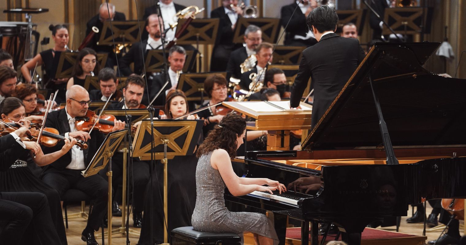 Alexandra Segal, Kensho Watanabe and the George Enescu Philharmonic © Alex Damian