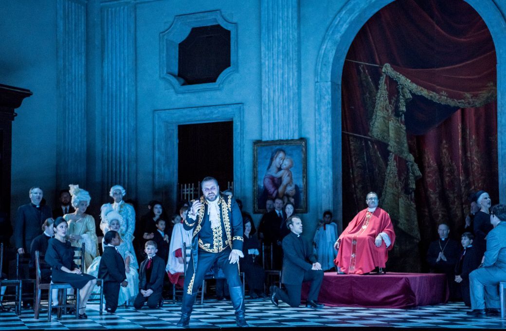 Noel Bouley (Scarpia) and ENO Chorus &copy; Genevieve Girling
