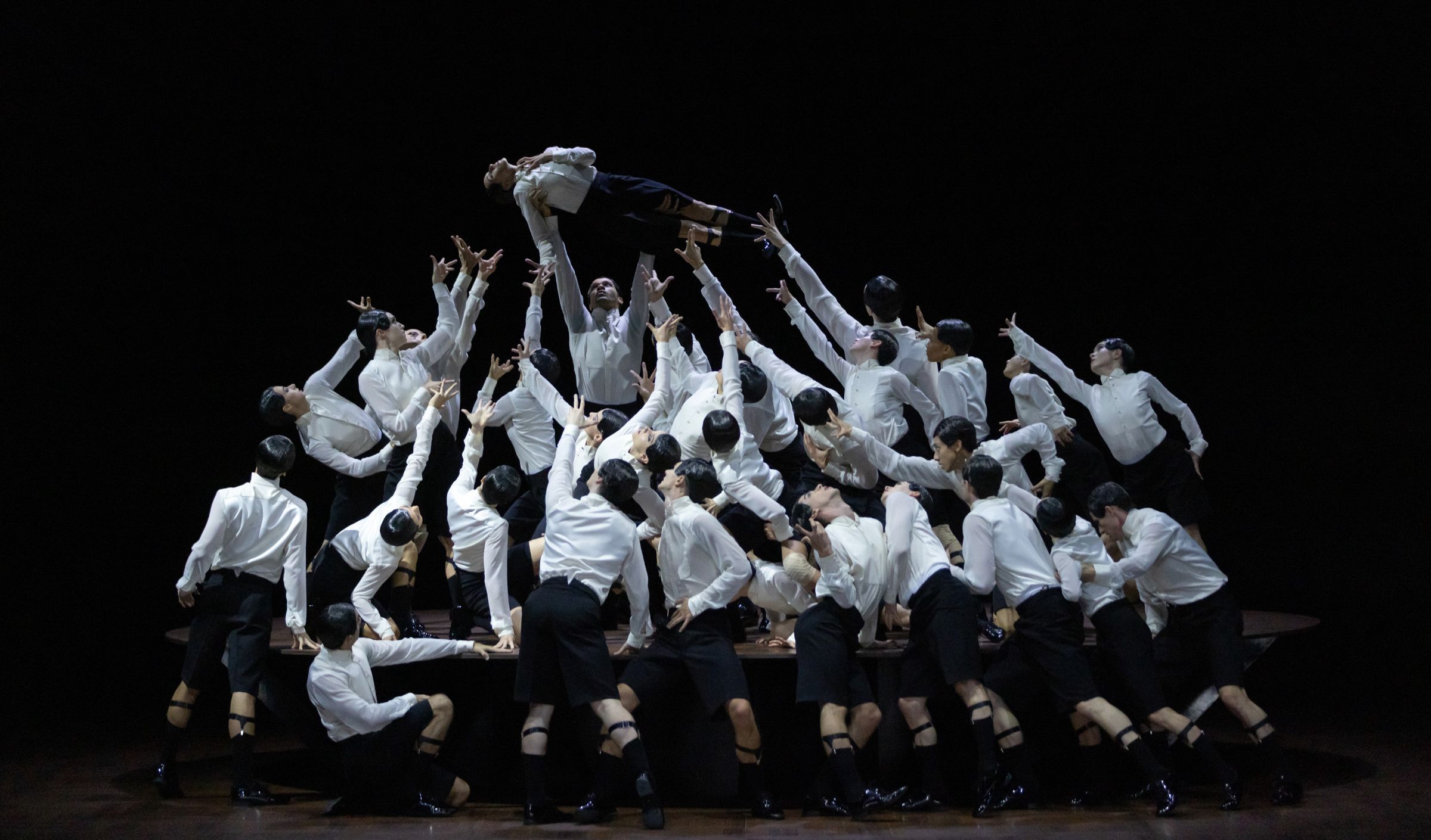 Dancers of Ballett Zürich &copy; Gregory Batardon
