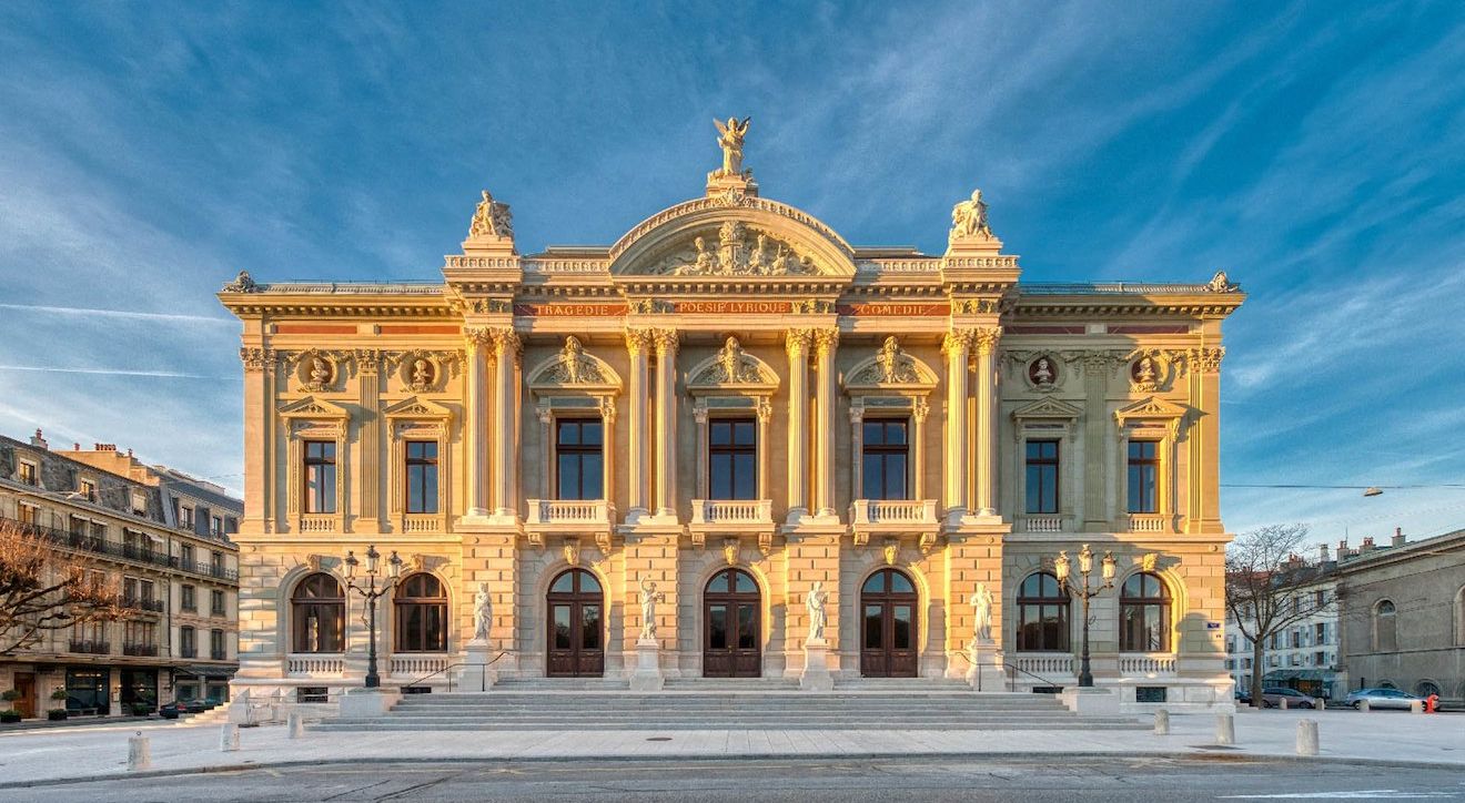 Façade &copy; Fabien Bergerat