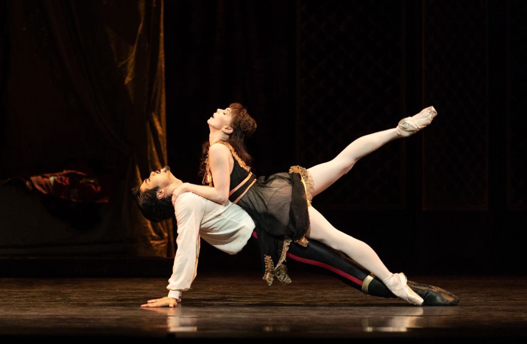 Ryoichi Hirano (Rudolf) and Natalia Osipova (Mary Vetsera) &copy; ROH | Helen Maybanks