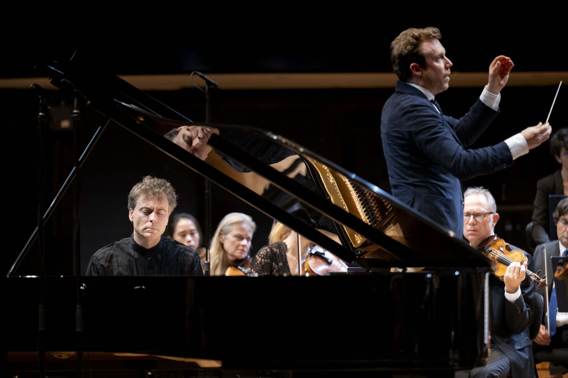 Paul Lewis, Daniel Harding et l'Orchestre de chambre de Paris &copy; Joachim Bertrand