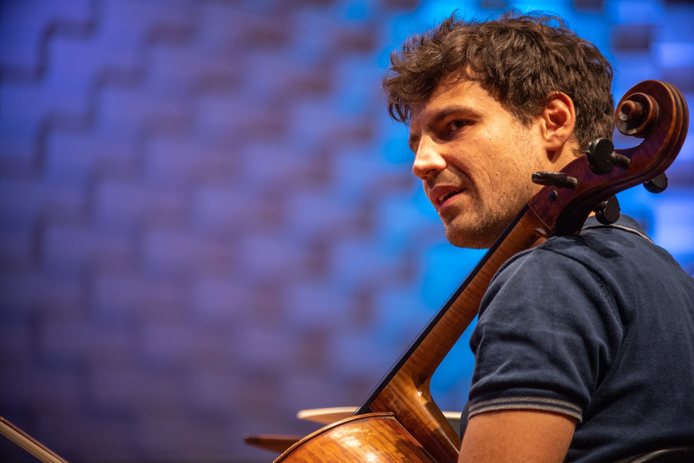 Victor Julien-Laferrière in rehearsal © Bournemouth Symphony Orchestra