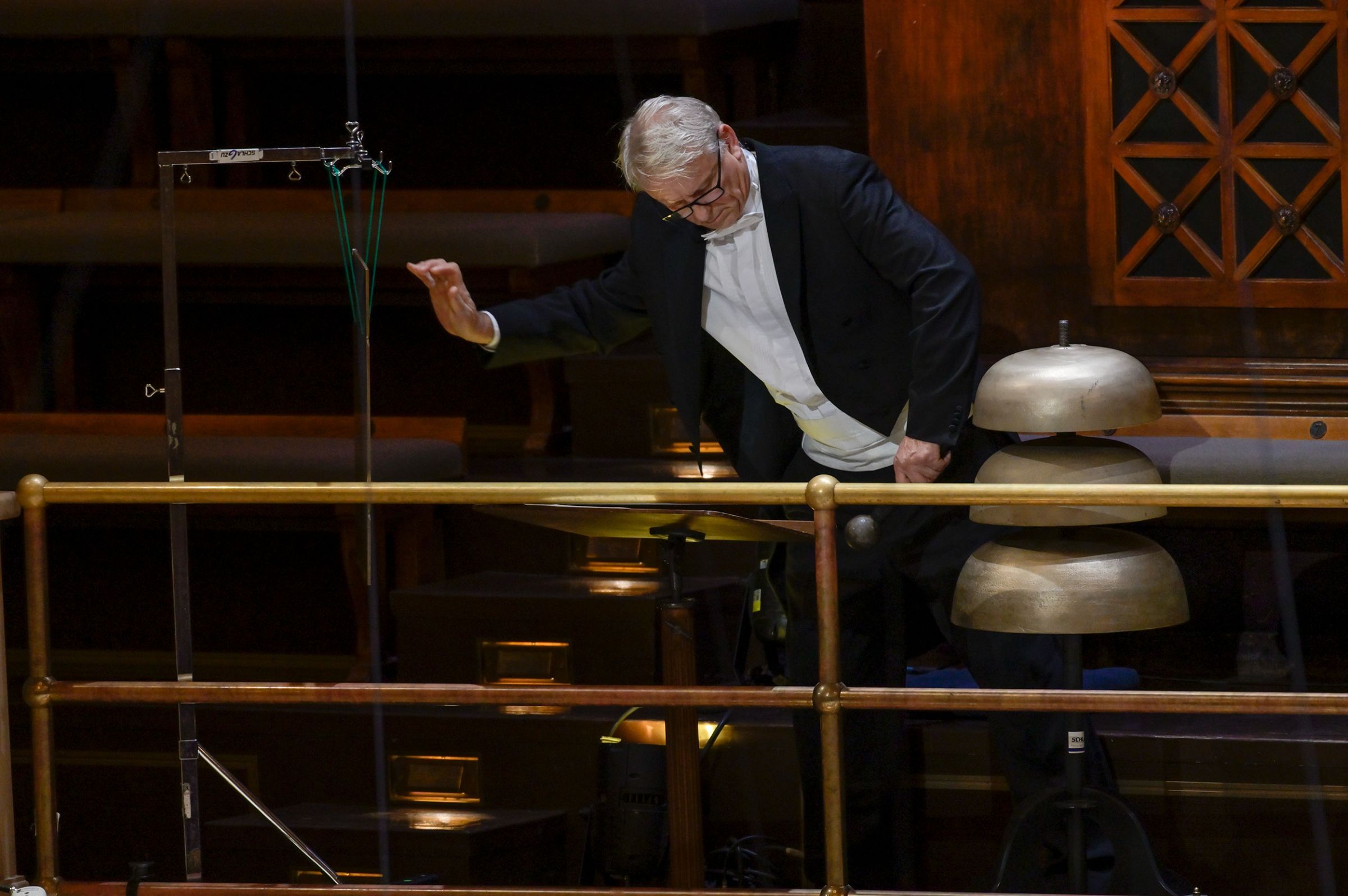Bells at the end of Shostakovicxh's “The Year 1905” &copy; Petr Kadlec