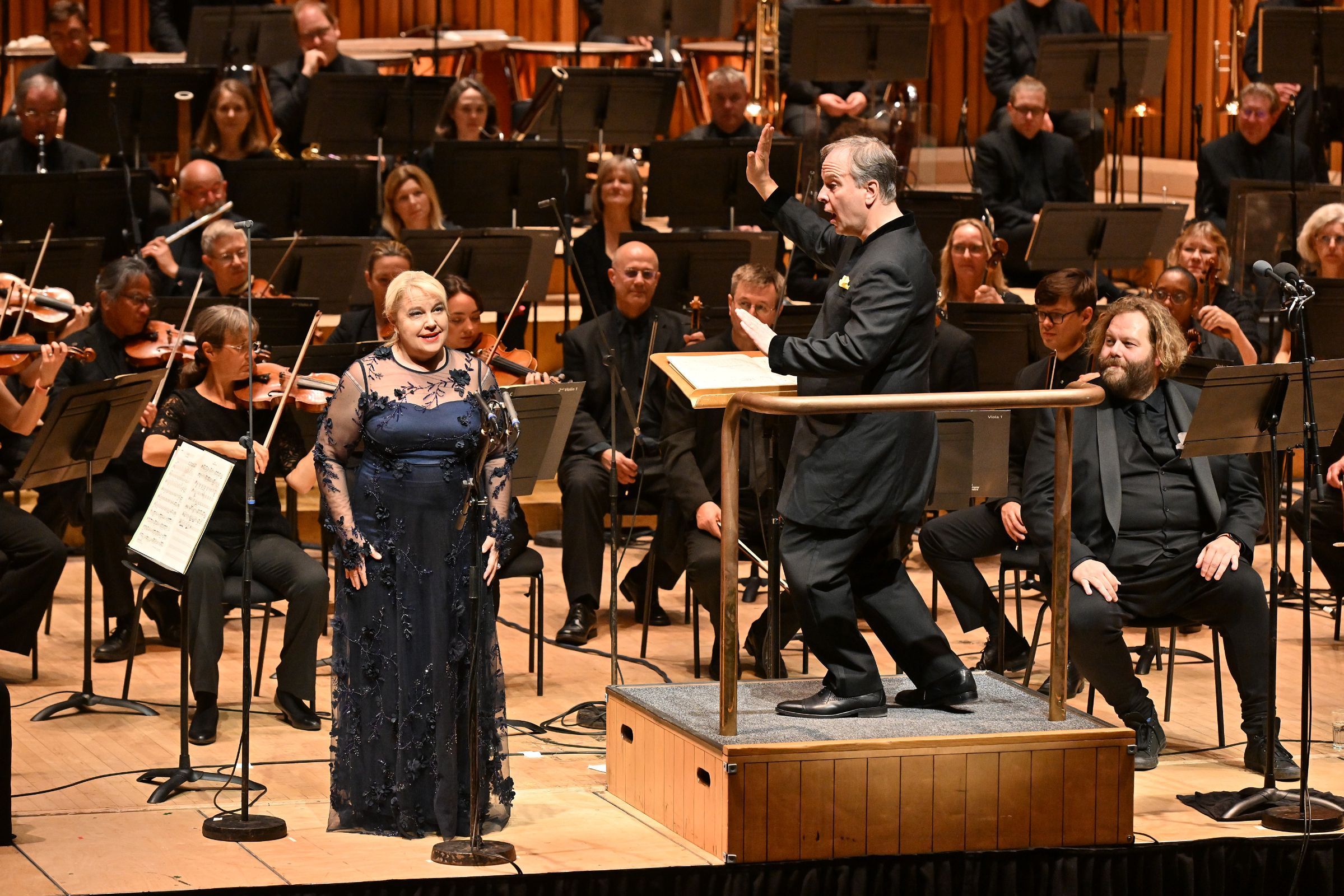Anu Komsi, Sakari Oramo and the BBC Symphony Orchestra © BBC | Mark Allan