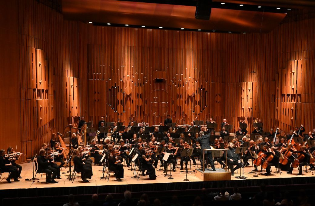Sakari Oramo conducts the BBC Symphony Orchestra © BBC | Mark Allan