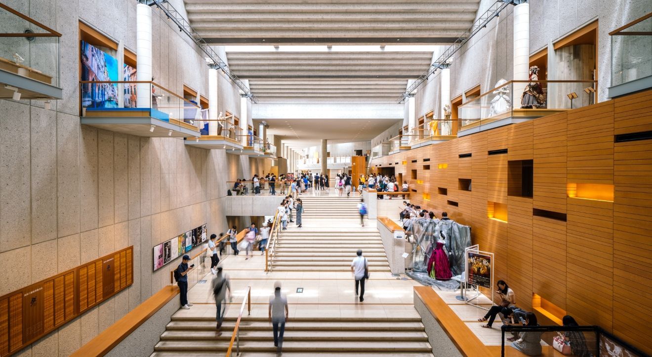 New National Theatre, Tokyo: Foyer © New National Theatre, Tokyo