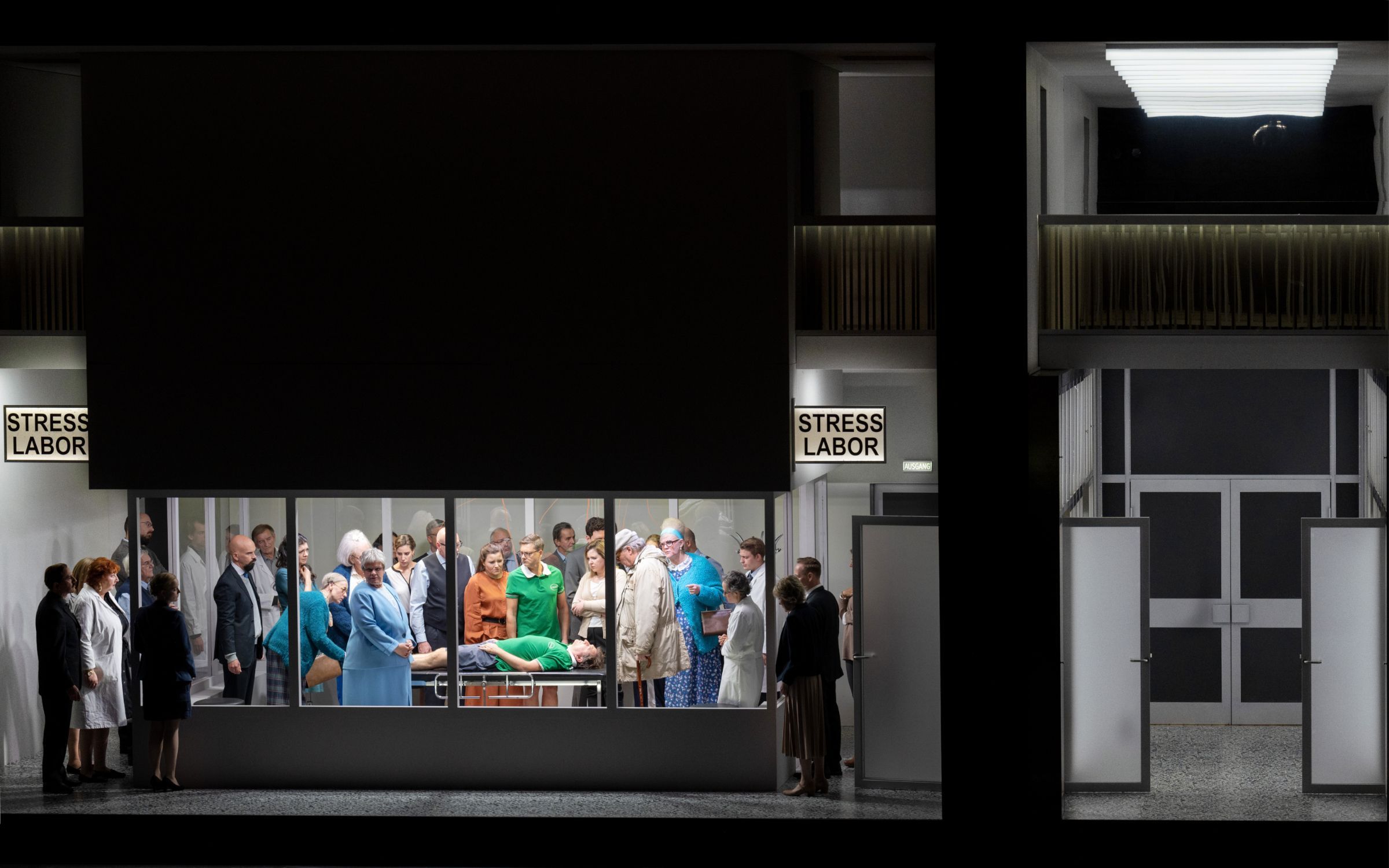 <i>Götterdämmerung</i> &copy; Monika Rittershaus
