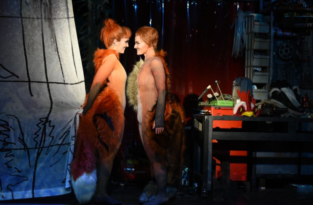 Mélissa Petit (Füchslein Schlaukopf) and Jana Kurucová (Fuchs) © Monika and Karl Forster
