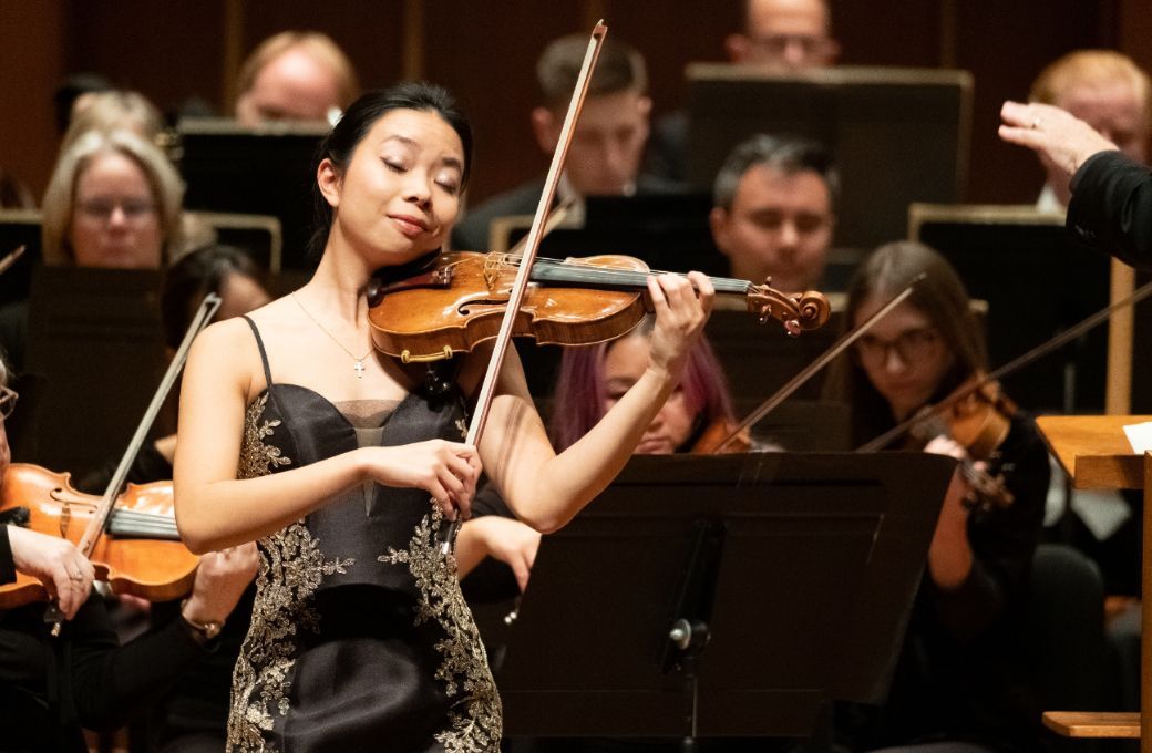Sirena Huang performs with the Indianapolis Symphony Orchestra in the Finals round &copy; Denis Ryan Kelly, Jr.