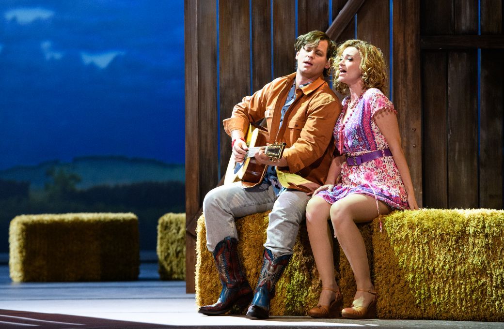 Gyula Rab (Tom Rakewell) und Mária Celeng (Ann Trulove) © Jean-Marc Turmes
